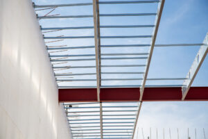 Super floor joists attached with anchor bars